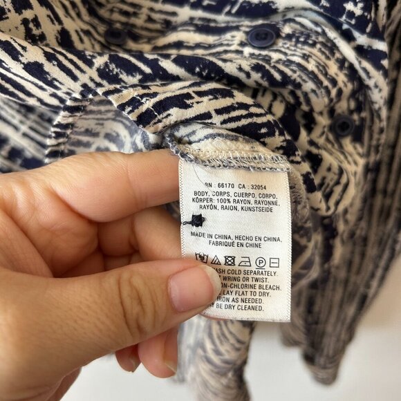 ANTHROPOLOGIE Holding Horses Blouse Womens Size 4 Button Front Collared - Picture 5 of 6